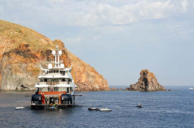 Eine Studienkreuzfahrt zu den liparischen Inseln im Mittelmeer